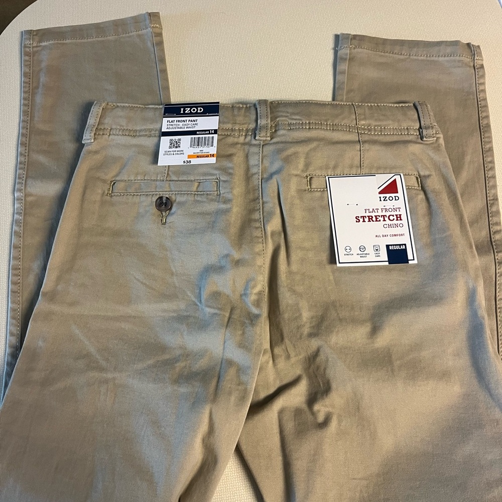 Boys Izod flat front pant new with tags-size 14 regular
